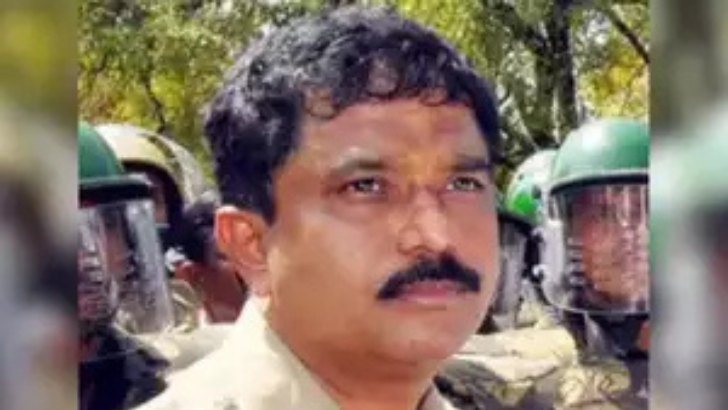 https://www.salarnews.in/public/uploads/images/newsimages/maannewsimage22042025_142411_Story Hero Image (26).png